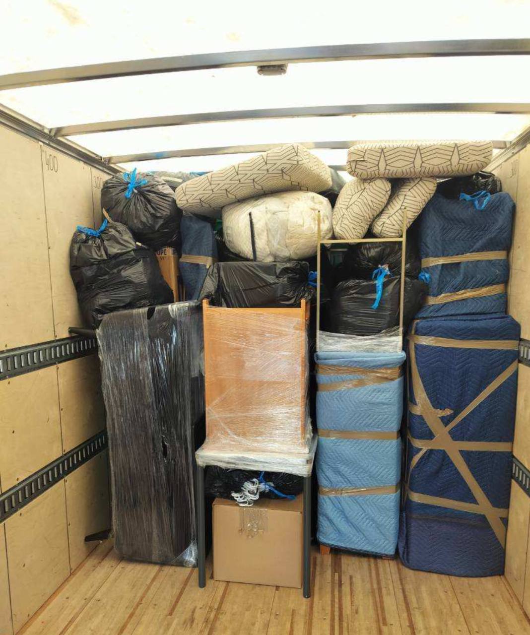 Fully loaded moving truck