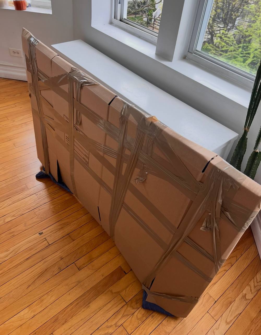 Wrapped furniture in apartment - view 2